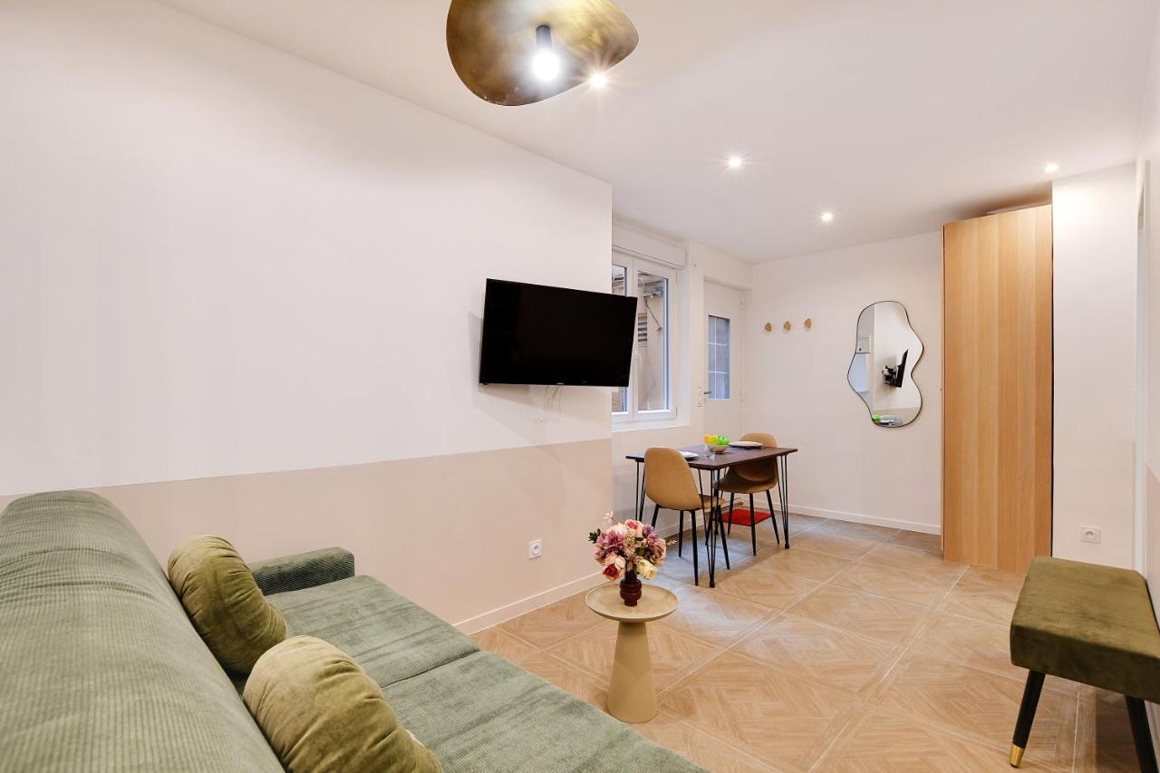 Appartement Superbe Studio- 5p- Bonne Nouvelle/ Gare De L'est - D *